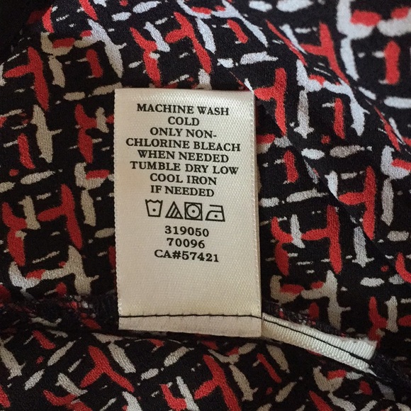 Ann Taylor Sleeveless Blouse - Picture 7 of 7